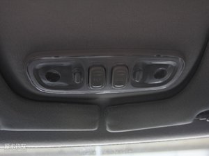 2010款1.6L 手动舒适版 空间座椅