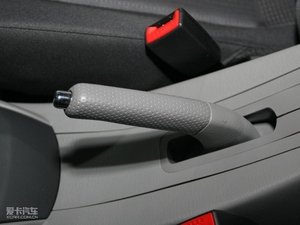 2010款1.6L 手动舒适版 驻车制动器