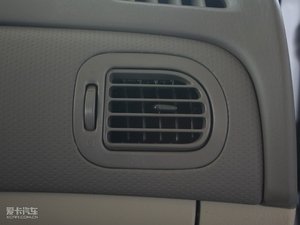 2010款1.6L 手动豪华版 中控区