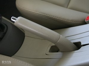 2010款1.6L 手动豪华版 驻车制动器