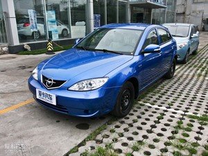 2010款1.6L CVT运动版 整体外观