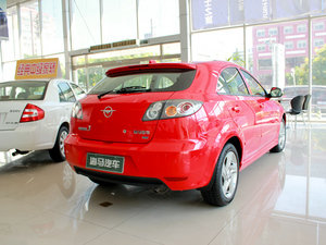 2010款1.6L 手动运动版 整体外观