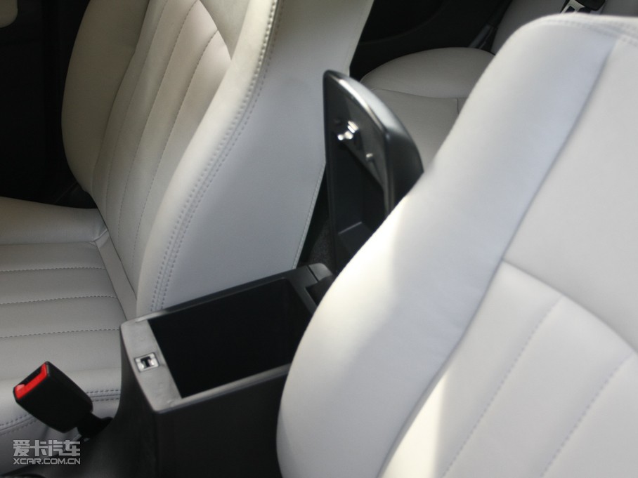 2011丣 1.6L քӺA