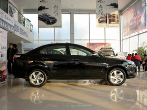 2011款1.6L CVT豪华版 正侧（左）
