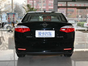 2011款1.6L CVT豪华版 正后	