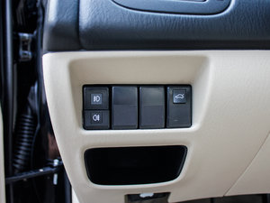 2012款1.5L 手动精英版 中控区
