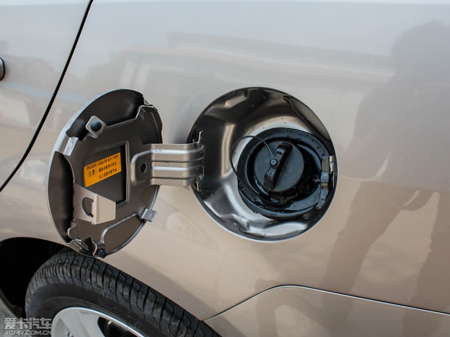 2012丣 1.6L քŞ