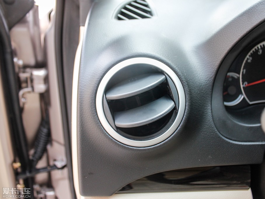 2012丣 1.6L քŞ