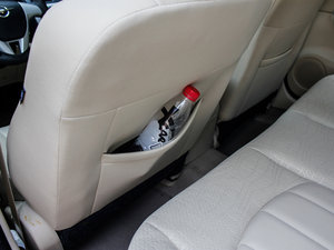 2012款1.6L 手动旗舰版 空间座椅