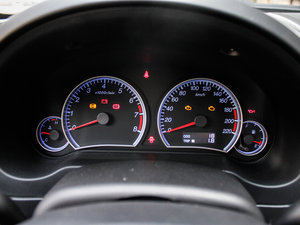 2012款1.6L 手动旗舰版 中控区