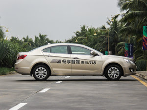 2014款2.0L 自动豪华型 整体外观