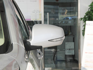 2014款2.0L 手动舒适型 后视镜