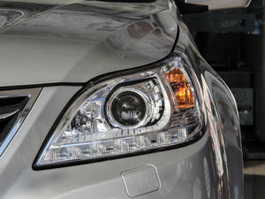 2014款2.0L 手动舒适型 大灯