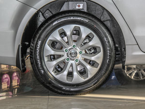 2014款2.0L 手动舒适型 轮圈