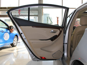 2014款2.0L 手动舒适型 左后车门