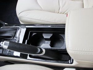 2014款2.0L 自动豪华型 中控区
