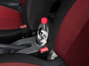 2012款1.3L 手动炫酷版 空间座椅