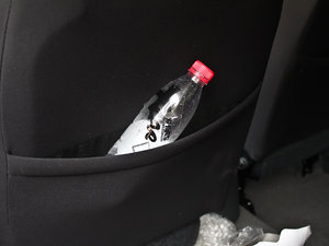 2012款1.3L 手动炫酷版 空间座椅