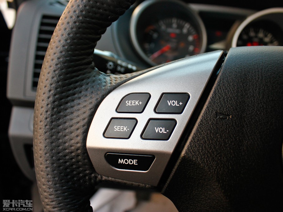 2013RTʿ 2.0L ք(dng)оӢ