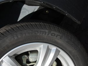 2013款1.6L 7座手动创想版 轮胎品牌