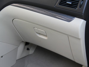 2013款1.6L 7座CVT乐享版 空间座椅