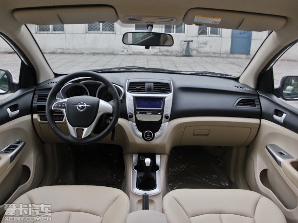 海馬汽車2013款海馬M3 海馬汽車2013款海馬M3