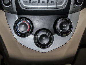 2013款1.5L 手动豪华版 空调调节