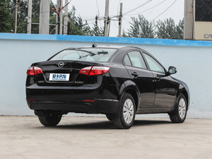 2013款1.6L 手动冠军版 整体外观