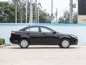 2013款1.6L 手动冠军版 整体外观