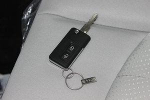 2013款1.6L 手动冠军版 中控区