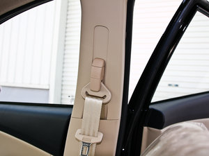 2013款1.6L 手动精英版 空间座椅