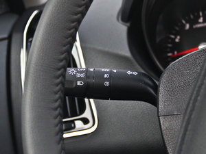 2014款1.6L 手动智尊版 中控区