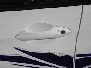 2014款1.6L 手动智骋版 主驾门拉手
