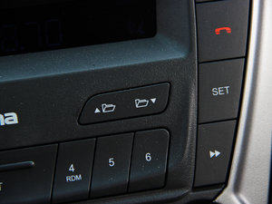 20141.6L Ԅ(dng)Ӣ п؅^(q)