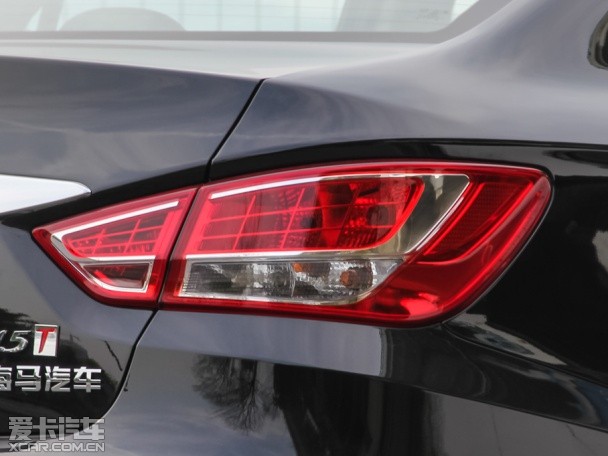 海馬汽車2015款福美來M5