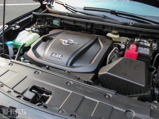 海馬汽車2015款福美來M5