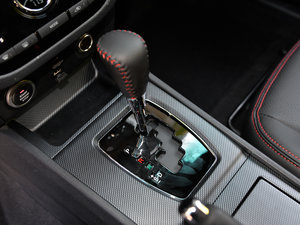 2015款1.5T 手动乐FUN型 换挡杆