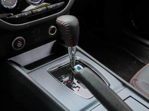 2015款1.5T CVT睿FUN型 换挡杆