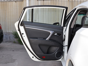 2015款1.5T CVT驭FUN型 左后车门