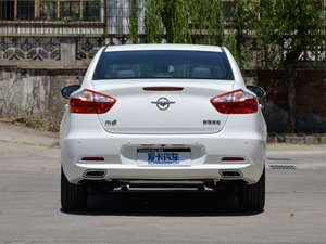 2015款1.5T CVT驭FUN型 正后	