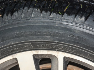 2016款1.5T 自动适·畅型 6座 轮胎尺寸