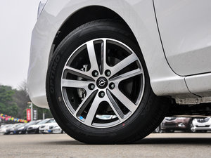 2016款1.5T 自动适·畅型 6座 细节外观