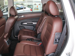 2016款1.5T 自动适·臻型 7座 后排座椅