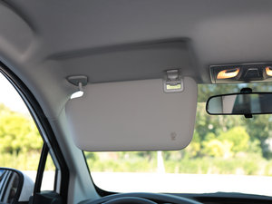 2016款2.0L 手动适·宜型 5座 空间座椅