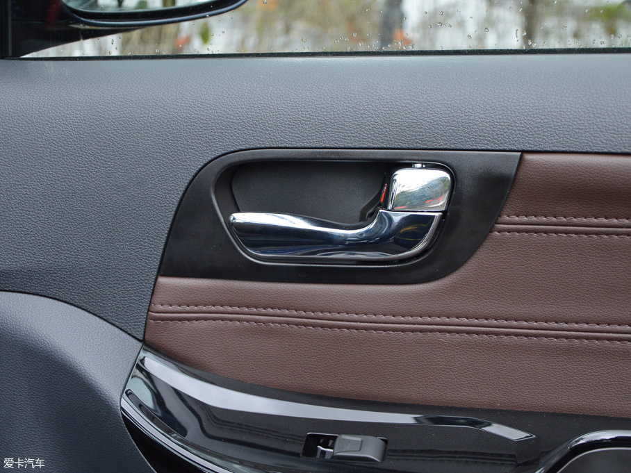 2017��RS7 1.8T �ք�(d��ng)���A��