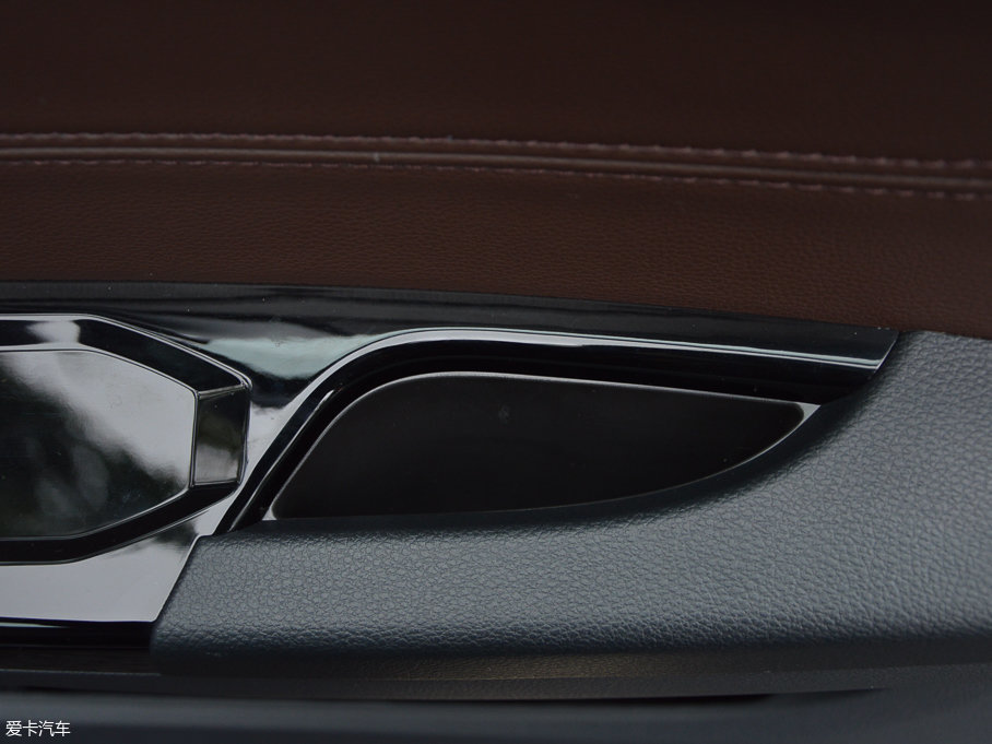 2017��RS7 1.8T �քӺ��A��