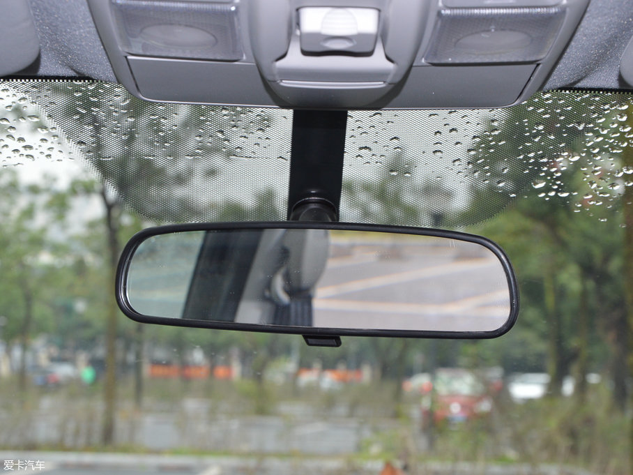 2017��RS7 1.8T �քӺ��A��