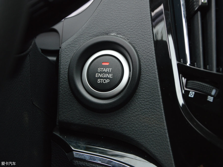 2017RS7 1.8T քӺA