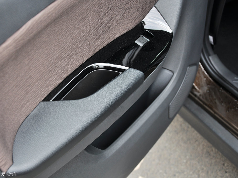 2017RS7 1.8T քIȰ