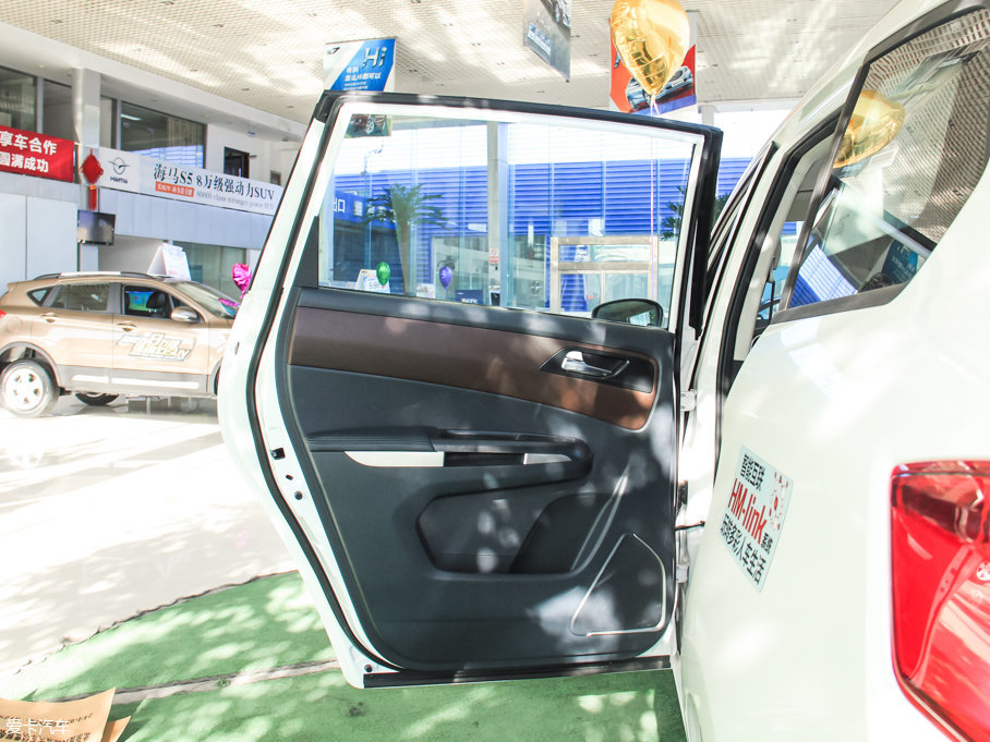 2017MPV 1.5T քm 7